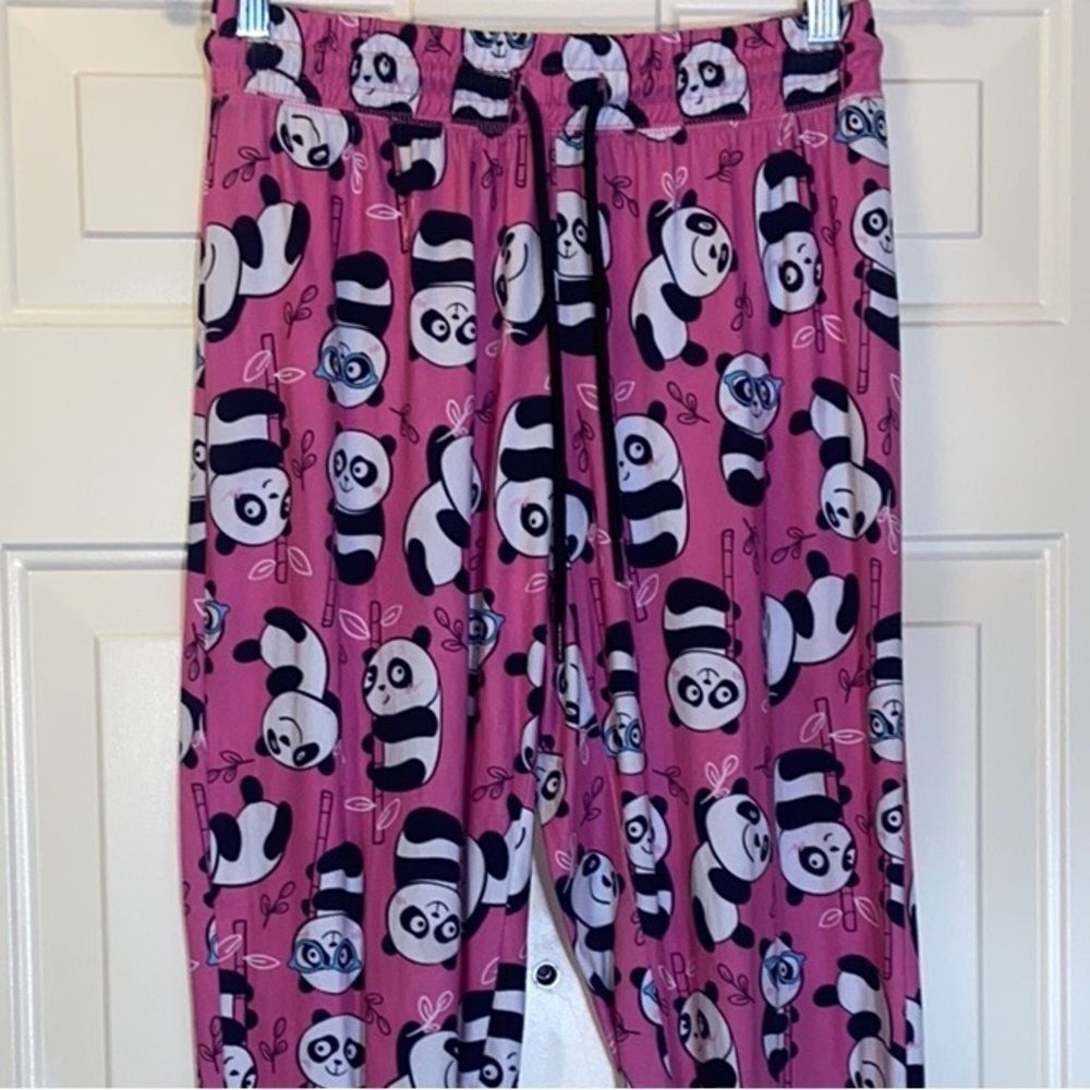Briefly Stated Jogger Pijama Panda 🐼 Size (8-10) - Picture 8 of 11